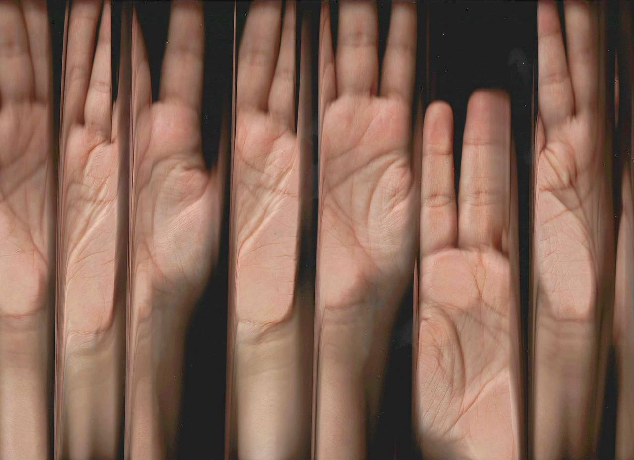 Fractured Contact — scanner image